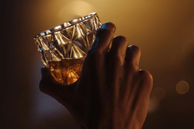 Jaka kara grozi za powyżej 0,5 promila alkoholu we krwi podczas jazdy? – regulacje obowiązujące w 2026 roku